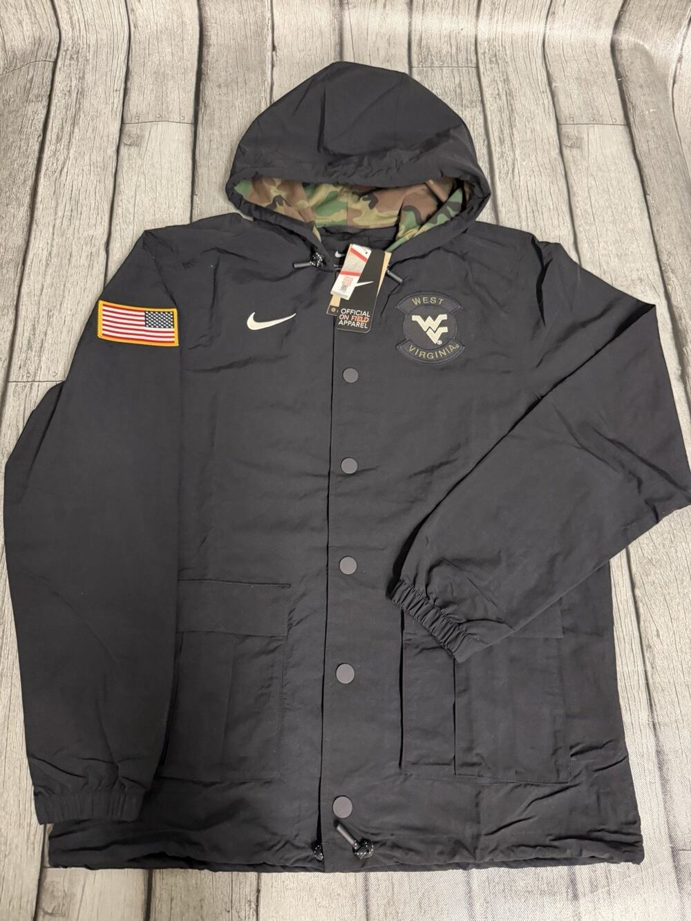 NWT Men’s Nike West Virginia Mountaineers Military Appreciation Jacket Large